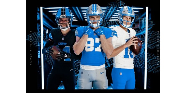 Le nouveau maillot noir des Detroit Lions est de retour pour la nouvelle saison Le nouveau maillot noir des Detroit Lions est de retour pour la nouvelle saison